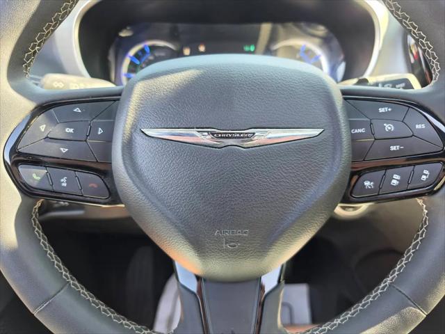 2024 Chrysler Pacifica Hybrid Premium S Appearance Pkg