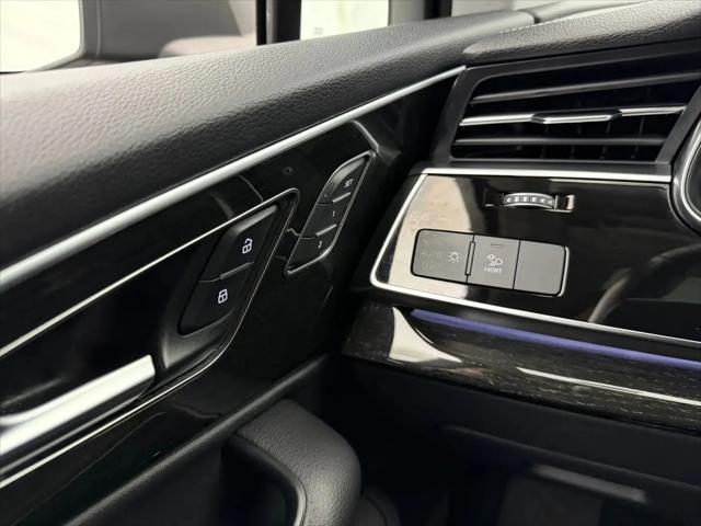 2023 Audi Q7 Premium 45 TFSI quattro Tiptronic