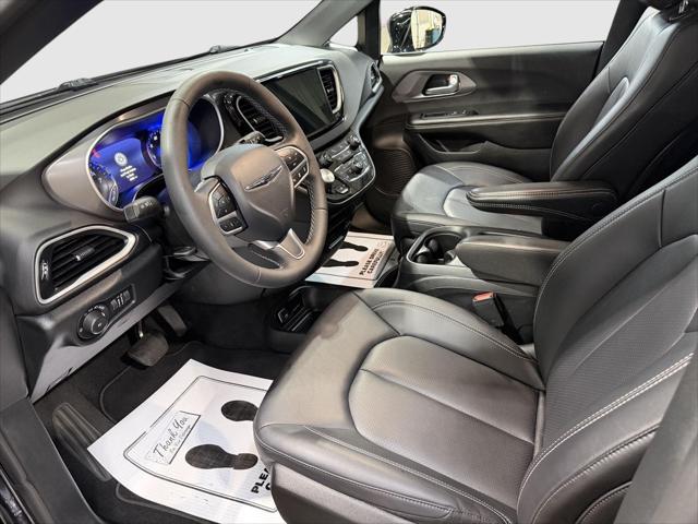 2026 Chrysler Pacifica Select 2026 Chrysler Pacifica Select