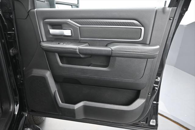 2025 Ram 2500 Big Horn Crew Cab 4x4 64 Box