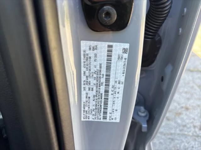 2027 Ford F-350 LARIAT
