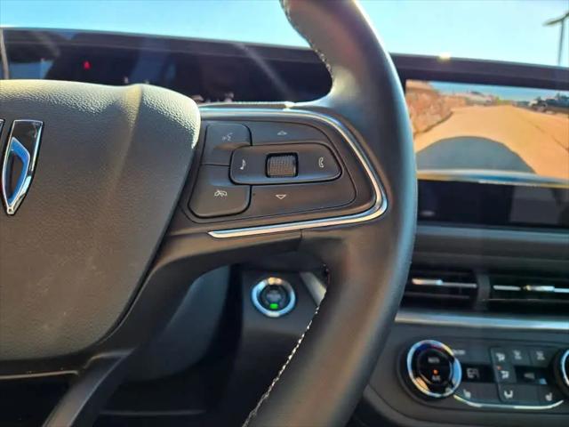 2024 Buick NV Preferred FWD