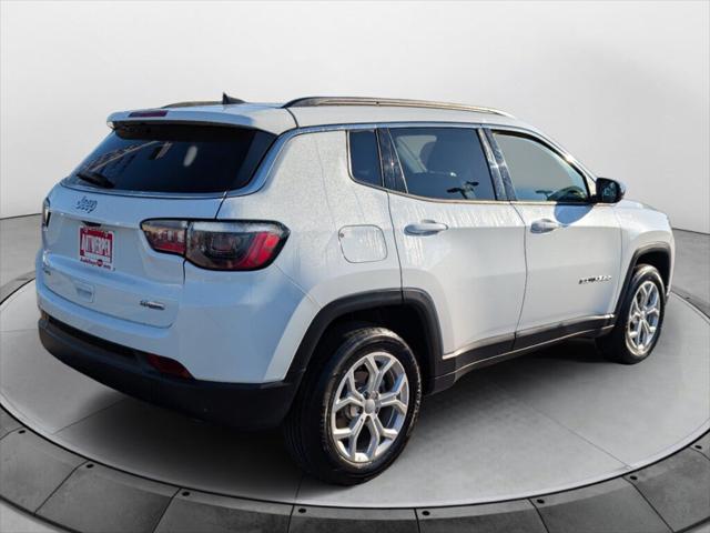 2024 Jeep Compass Latitude 4x4 2024 Jeep Compass Latitude 4x4