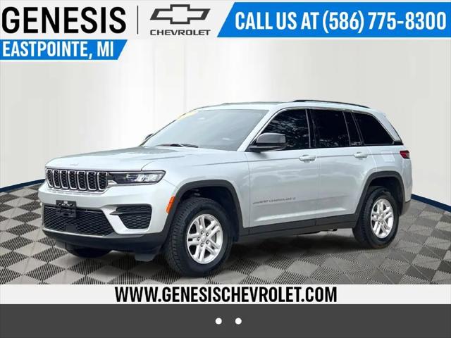 2023 Jeep Grand Cherokee Laredo 4x4 for sale in Eastpointe, MI