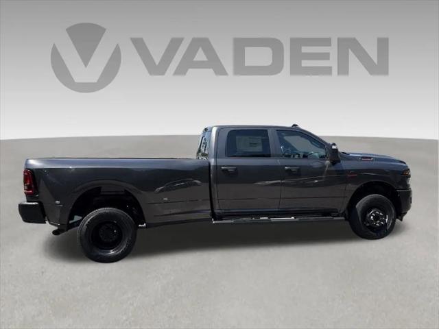 2026 Ram 3500 Tradesman Crew Cab 4x4 8 Box