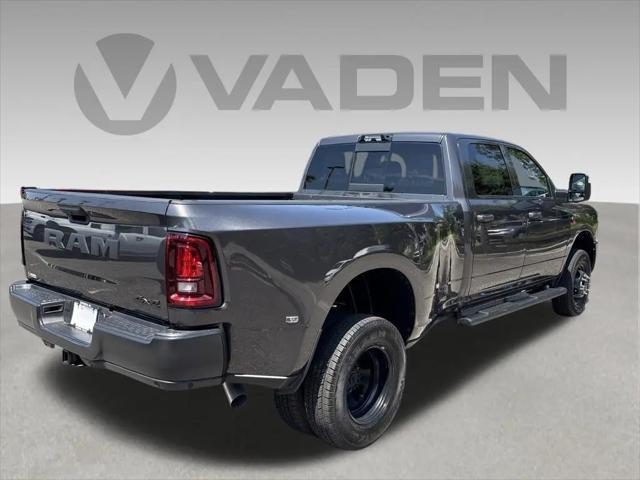 2026 Ram 3500 Tradesman Crew Cab 4x4 8 Box