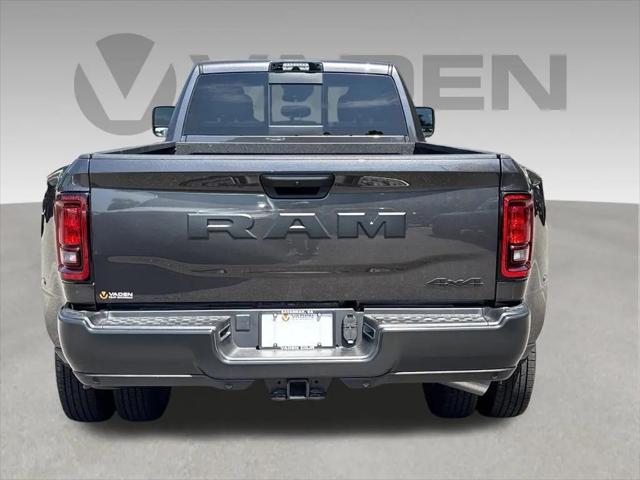 2026 Ram 3500 Tradesman Crew Cab 4x4 8 Box
