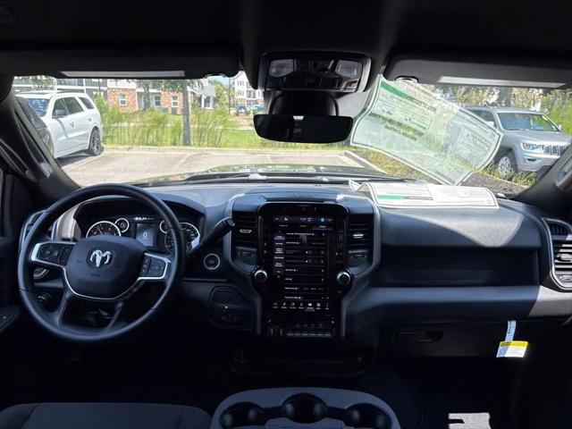 2026 Ram 3500 Tradesman Crew Cab 4x4 8 Box