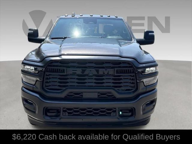 2026 Ram 3500 Tradesman Crew Cab 4x4 8 Box