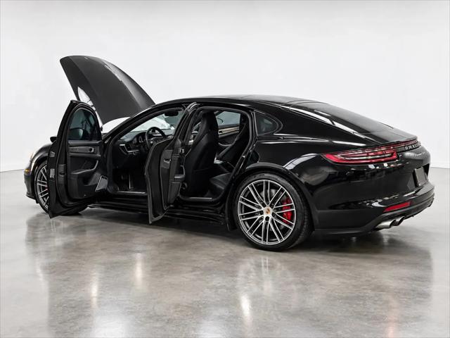 2019 Porsche Panamera Turbo