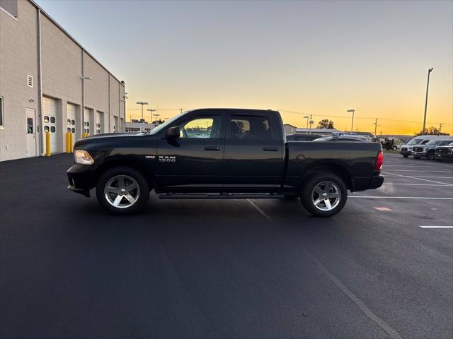 2017 RAM 1500 Express Crew Cab 4x4 57 Box 2017 RAM 1500 Express Crew Cab 4x4 57 Box