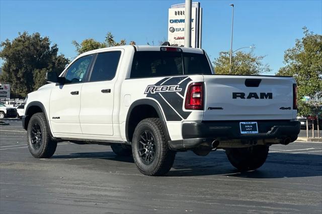 2025 Ram 1500 Rebel Crew Cab 4x4 57 Box