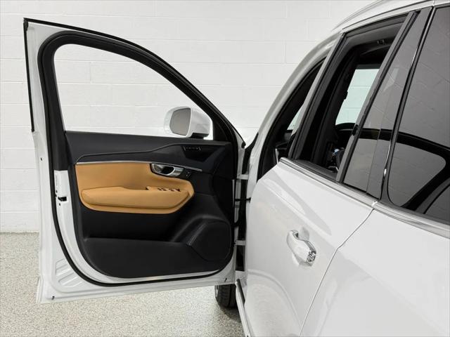 2021 Volvo XC90 T6 Inscription 7 Passenger