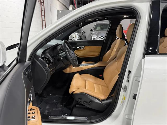 2021 Volvo XC90 T6 Inscription 7 Passenger