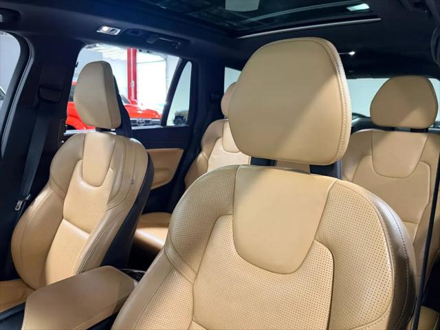 2021 Volvo XC90 T6 Inscription 7 Passenger