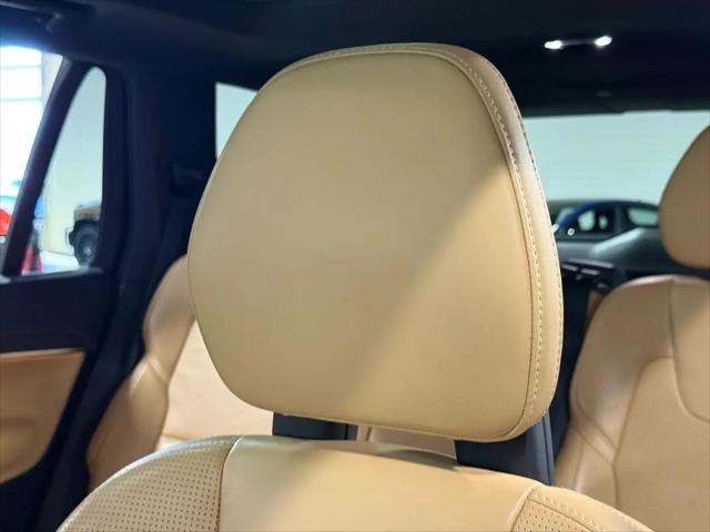 2021 Volvo XC90 T6 Inscription 7 Passenger