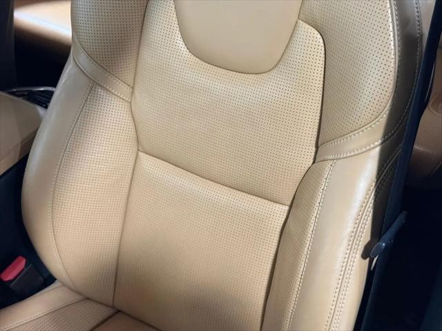 2021 Volvo XC90 T6 Inscription 7 Passenger