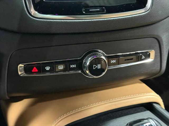 2021 Volvo XC90 T6 Inscription 7 Passenger
