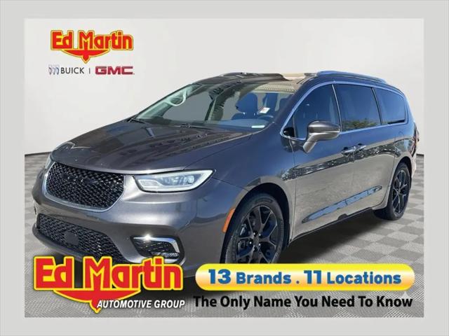 2021 Chrysler Pacifica Touring L for sale in Carmel, IN