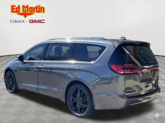 2021 Chrysler Pacifica Touring L