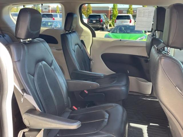 2021 Chrysler Pacifica Touring L