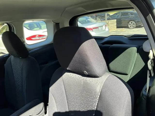 2012 Mazda Mazda5 Sport