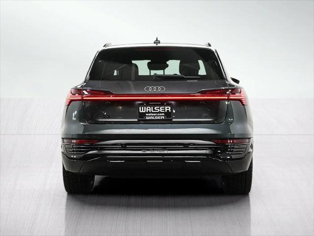 2024 Audi e-tron Premium Plus quattro