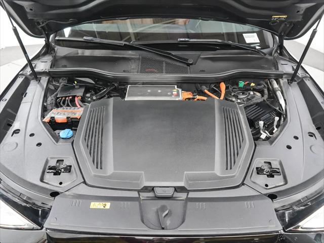 2024 Audi e-tron Premium Plus quattro