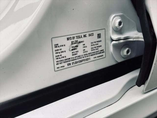 2023 Tesla Model S Plaid Tri Motor All-Wheel Drive