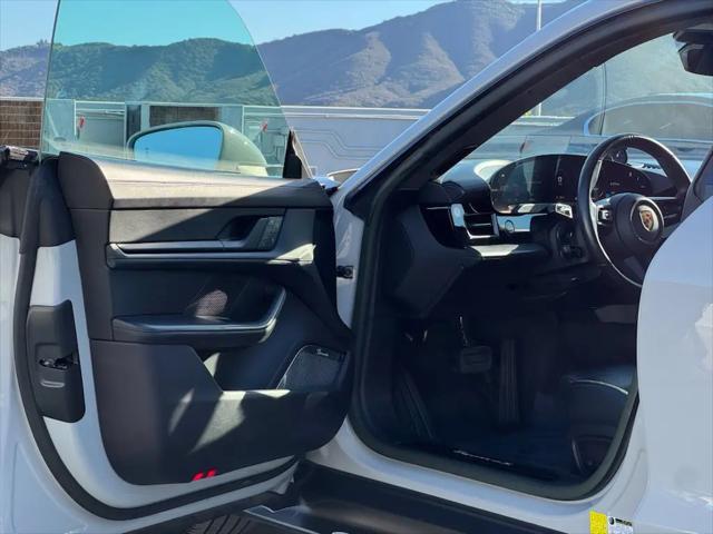 2023 Porsche Taycan 4S