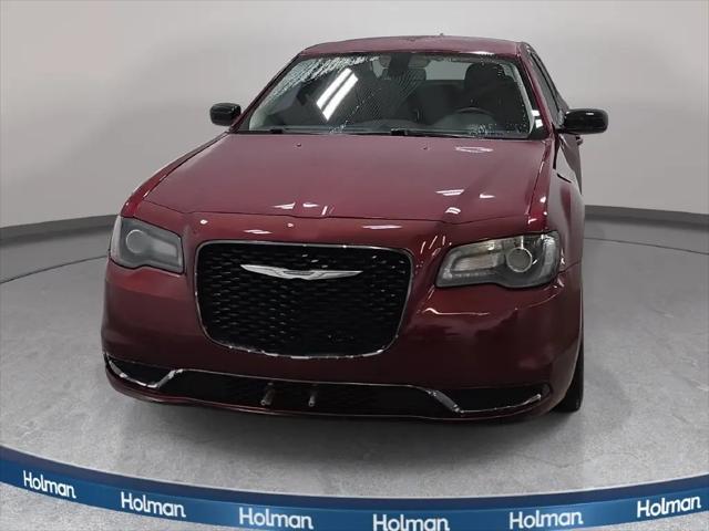 2018 Chrysler 300 Touring