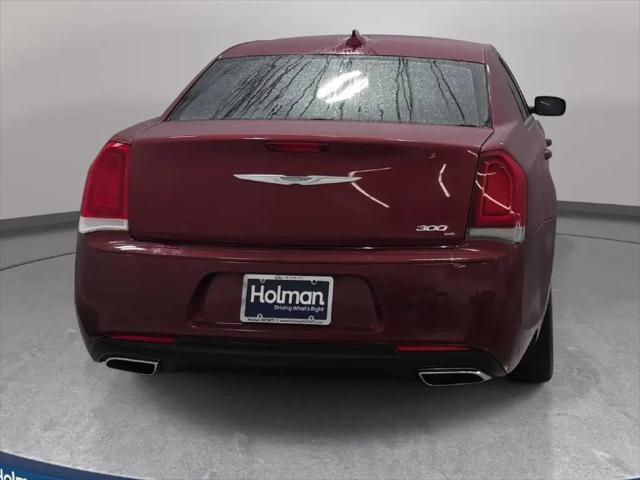 2018 Chrysler 300 Touring