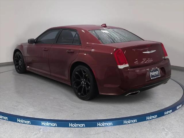 2018 Chrysler 300 Touring