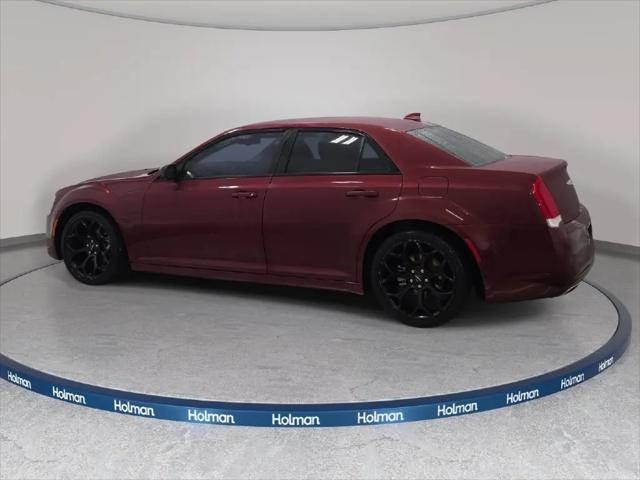 2018 Chrysler 300 Touring