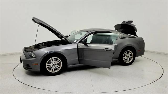 2014 Ford Mustang V6