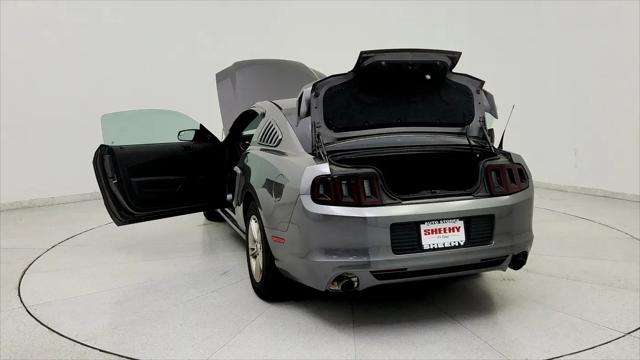 2014 Ford Mustang V6