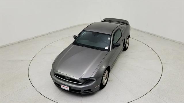 2014 Ford Mustang V6