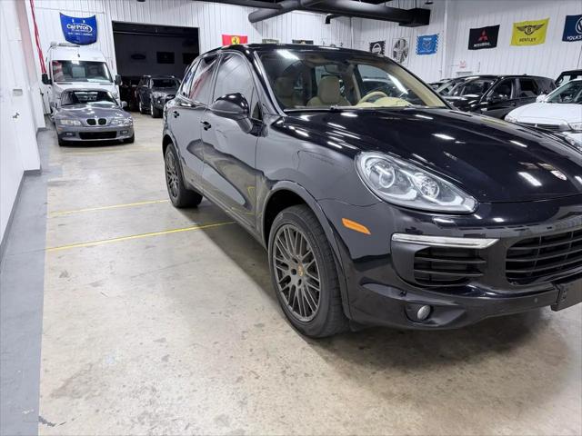 2017 Porsche Cayenne Platinum Edition