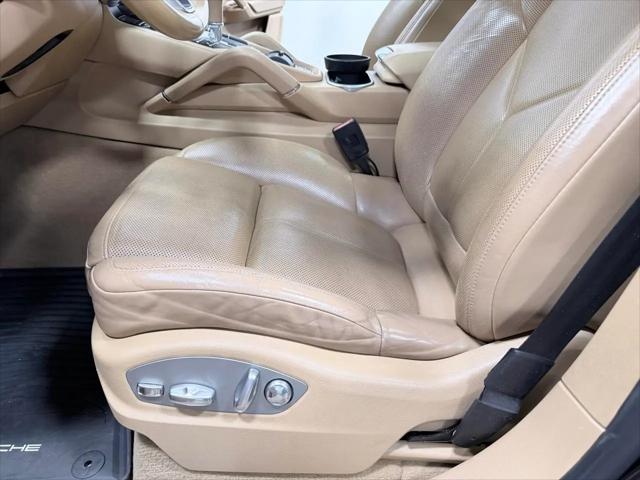 2017 Porsche Cayenne Platinum Edition
