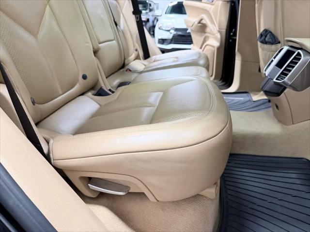 2017 Porsche Cayenne Platinum Edition