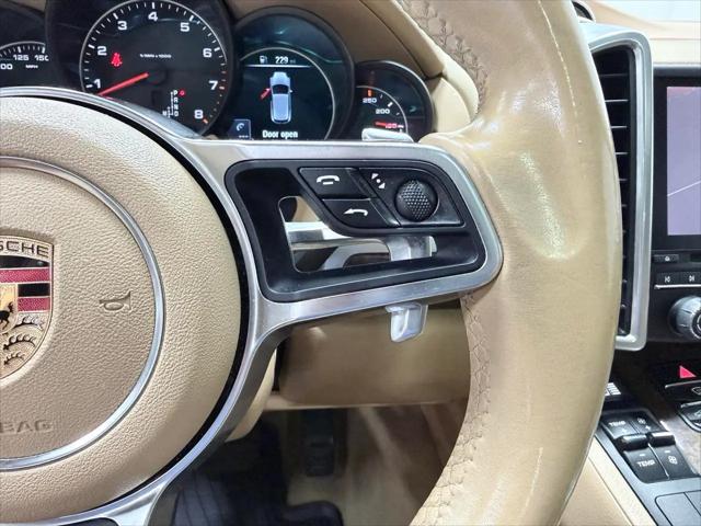 2017 Porsche Cayenne Platinum Edition