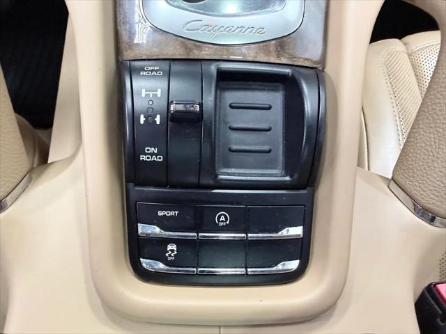 2017 Porsche Cayenne Platinum Edition