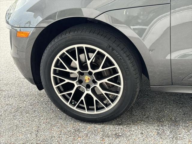 2018 Porsche Macan Sport Edition
