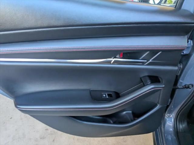 2026 Mazda Mazda3 2.5 S Carbon Edition