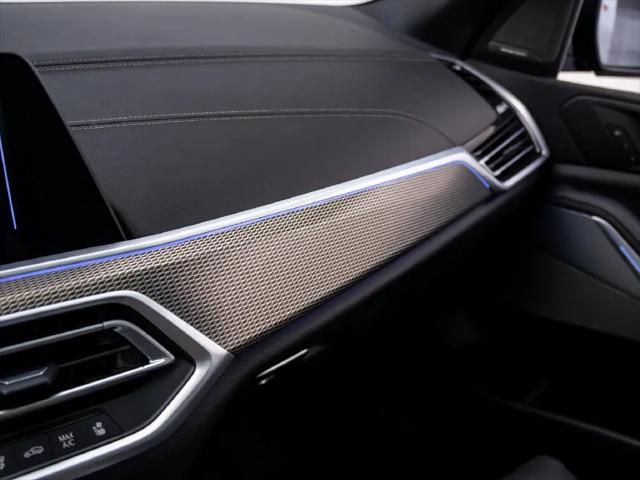 2021 BMW X5 M50i