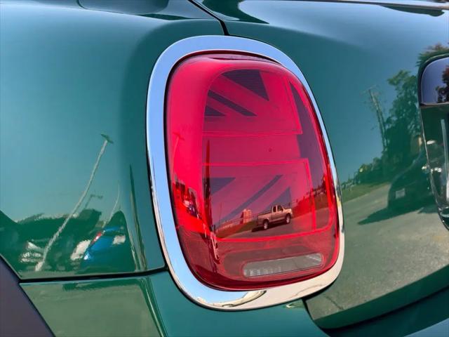 2022 MINI Hardtop Cooper