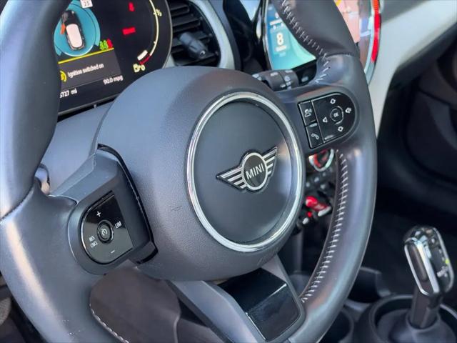 2022 MINI Hardtop Cooper