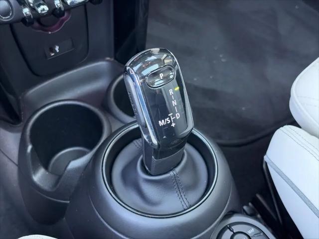 2022 MINI Hardtop Cooper