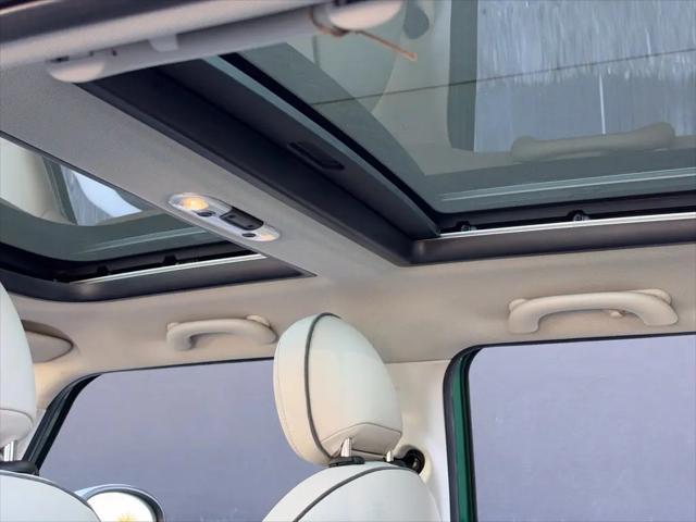 2022 MINI Hardtop Cooper