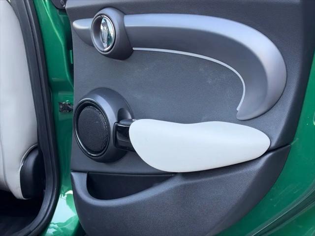 2022 MINI Hardtop Cooper